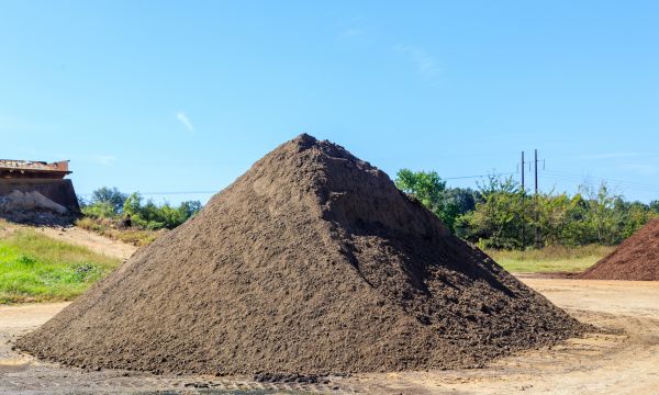 Black Dirt Delivery in Huntersville