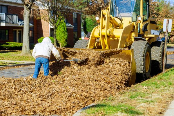 Mulch Hauling in Huntersville